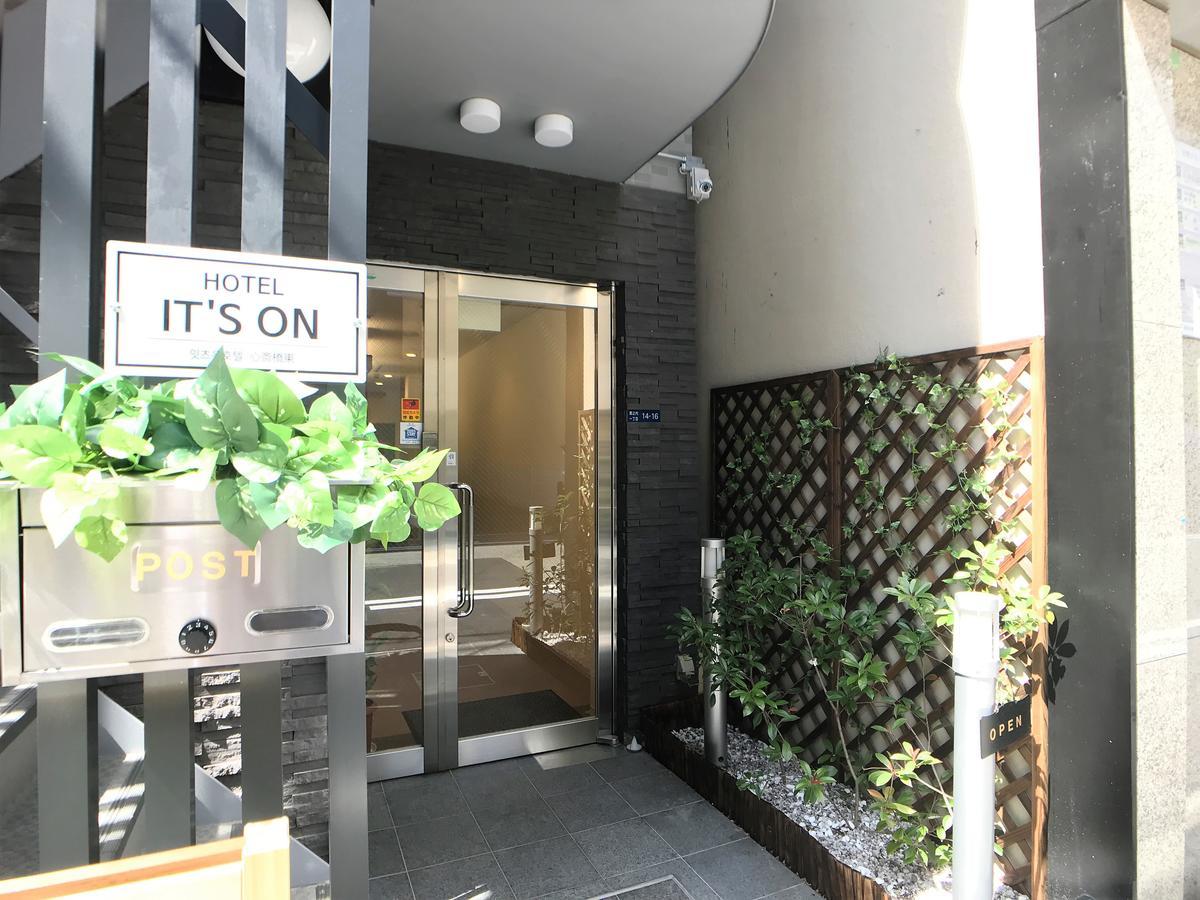 Hotel It'S On Osaka Esterno foto